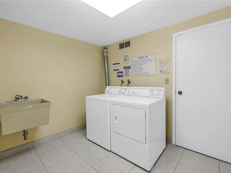 4900 Brittany Dr S #611 — Photo 13