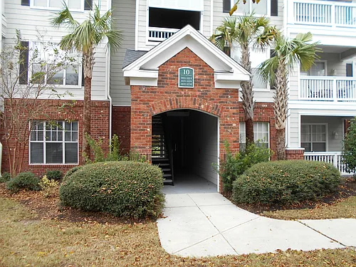45 Sycamore Ave Photo 1