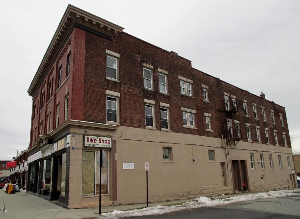 Building Photo 3