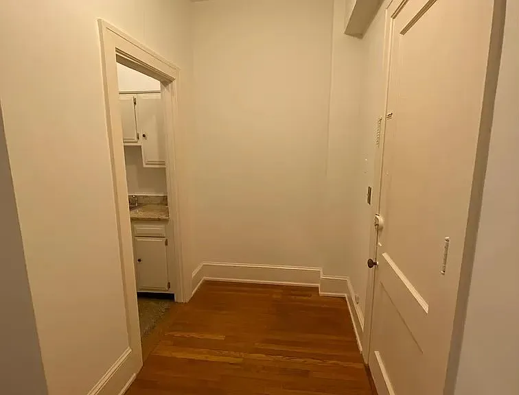 3039 Macomb St NW — Photo 6