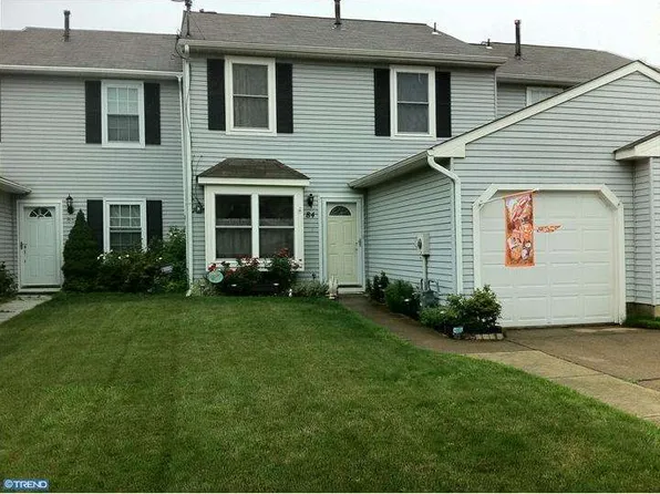 84 Oakcrest Ln, Westampton, NJ 08060