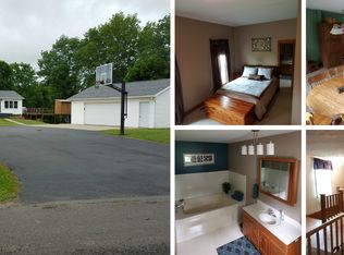 11002 N 1050 E, Hope, IN 47246