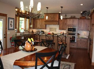 291 Reflection Dr S, Ione, WA 99139