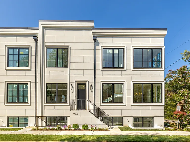 6980 West Ave — Photo 29