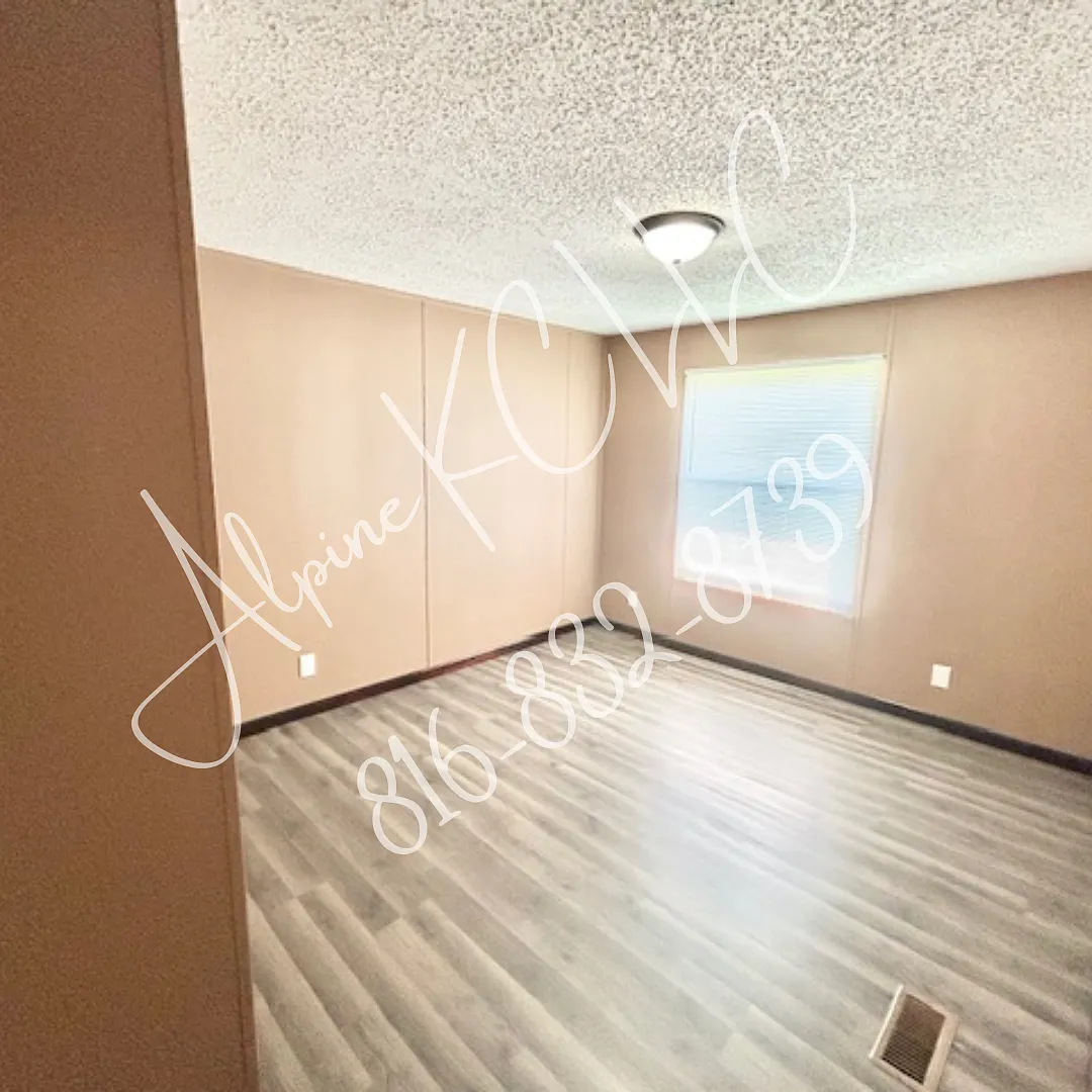 4 bed, 1100 sqft, $1,250 — Photo 4