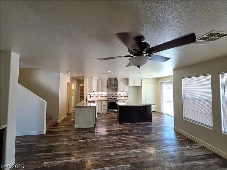 10799 Flame Vine Ct — Photo 57