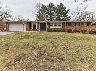 1609 Beaucaire Dr, Saint Louis, MO