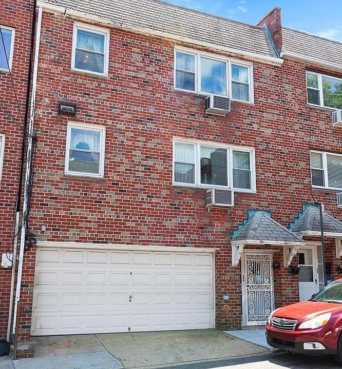 1st image of 2633 29th St