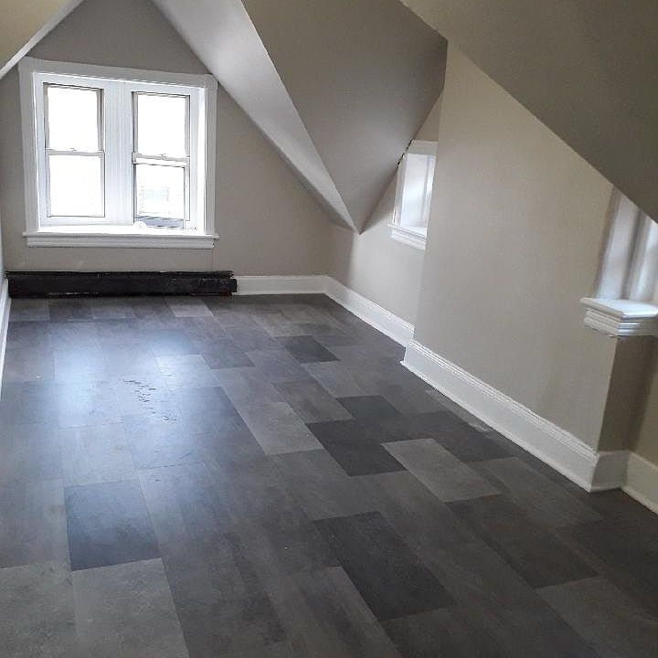 2nd image of 611 Greenwood Ave APT 5