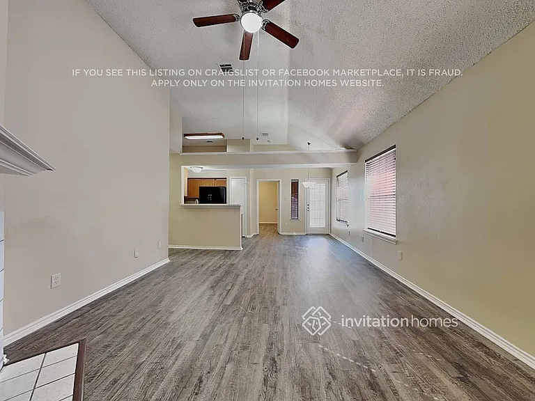 6736 Driffield Cir E — Photo 4