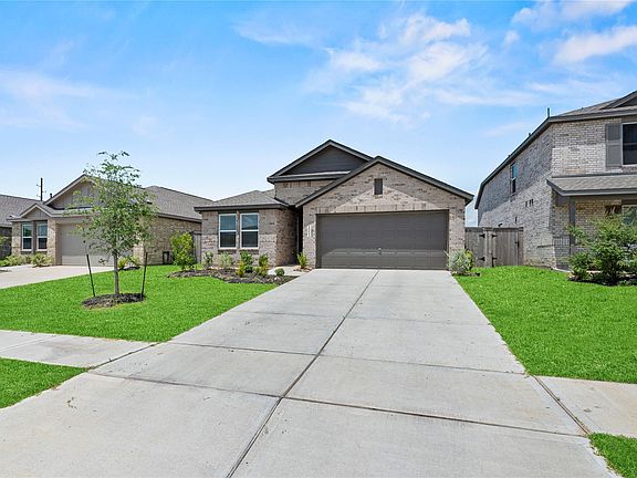 2nd image of 16603 River Grass Trail