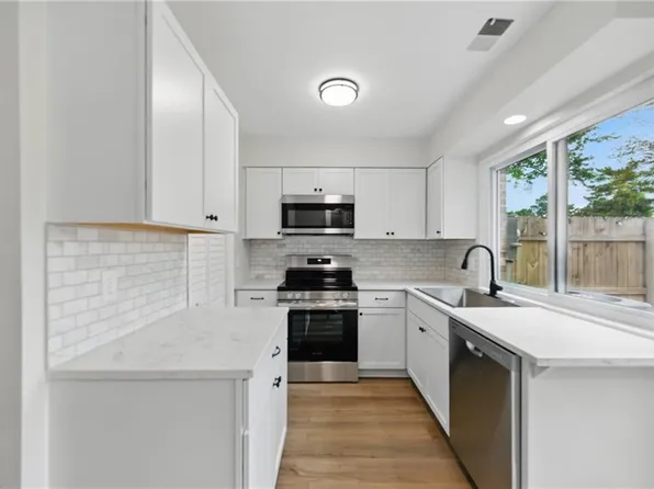 1268 Green Cedar Ln, Virginia Beach, VA 23453