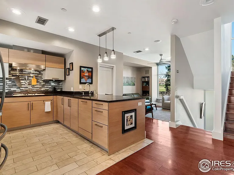 2770 W 22nd Ave — Photo 7