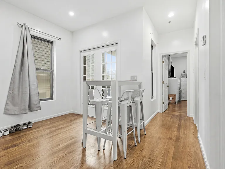 265 Emerson St #3 — Photo 5