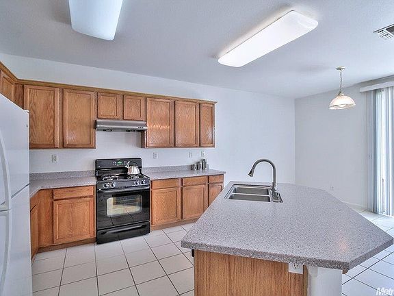 5th image of 2737 Screech Owl Way