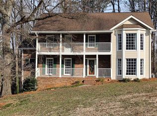 606 Copperfield Ln NW, Acworth, GA 30102