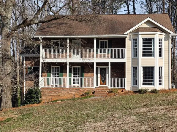 606 Copperfield Ln NW, Acworth, GA 30102