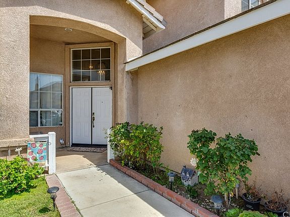 3rd image of 12047 Overland Ct