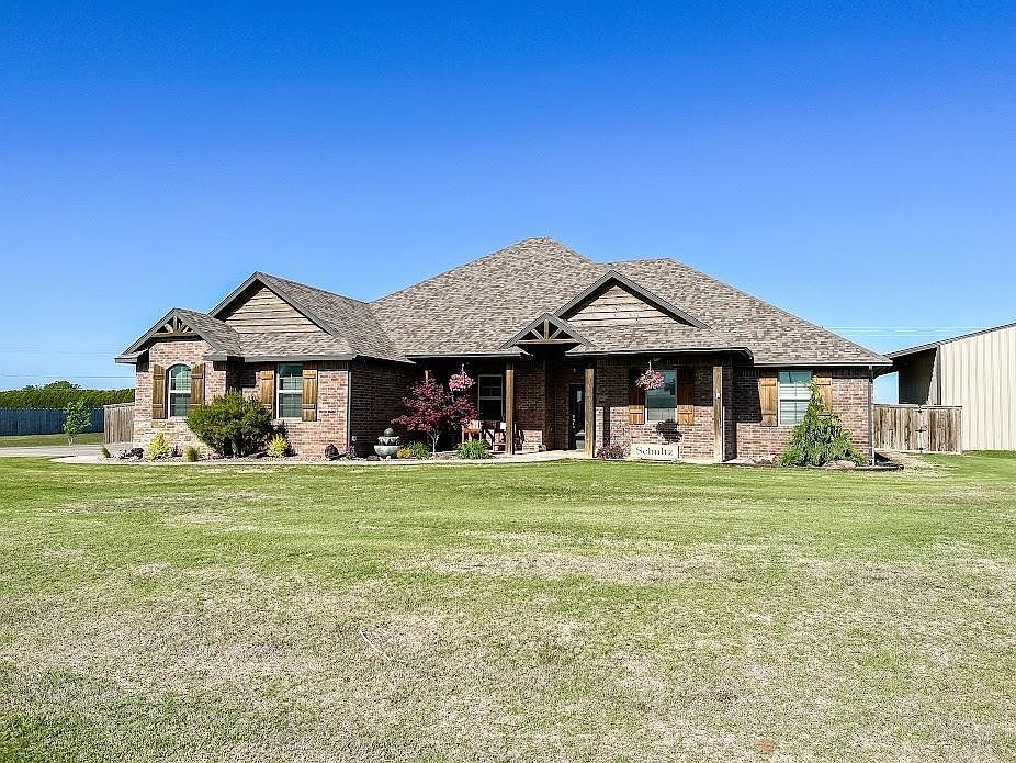 7328 Chuck Wagon, Enid, OK 73703 | Zillow