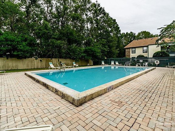 3rd image of 2299 Scenic Hwy APT S3