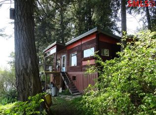 385 Quinns Ln, Cocolalla, ID 83813