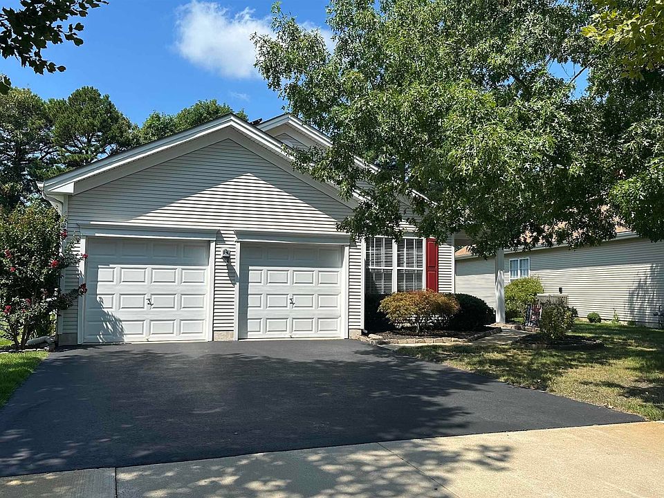 1st image of 147 Brewster Dr