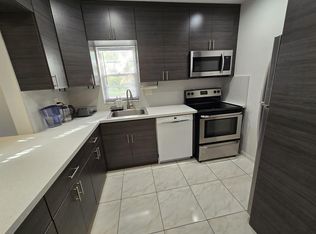 2200 E Hallandale Beach Blvd APT 101, Hallandale, FL 33009