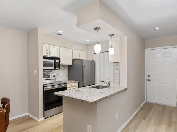 1706 Ascot Way Unit A, Reston, VA 20190