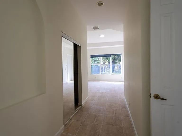 6428 Garden Ct — Photo 12