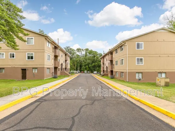 139 Green St APT 4, Warrenton, VA 20186