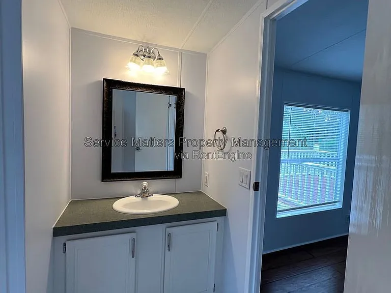 8006 Malone Rd — Photo 17