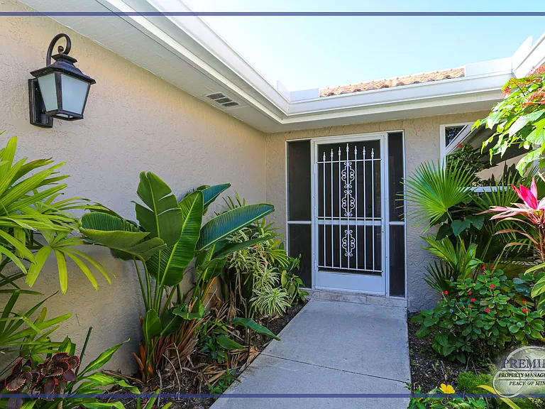 402 Emerald Bay Cir #E7 — Photo 8