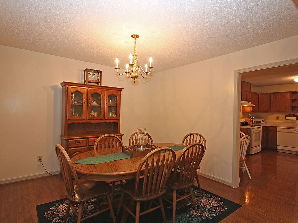 7489 Founders Mill Way E, Gloucester, VA 23061 Zillow