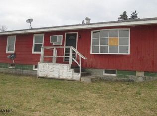 144 3rd St, Flinton, PA 16640