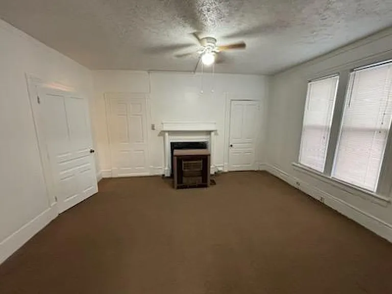 619 5th Ave — Photo 3