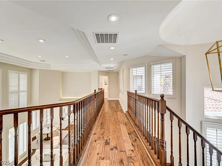 8901 Robinson Ridge Dr — Photo 45