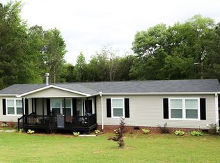 575 Woodberry Dr, Laurens, SC 29360