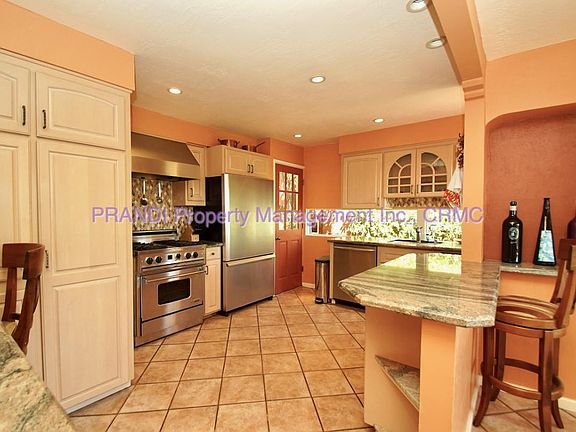 3rd image of 6 El Cerrito Ave