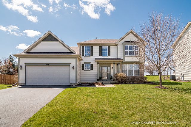 1st image of 307 Berkshire Ct