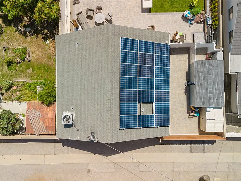 833 E Verdugo Ave — Photo 24