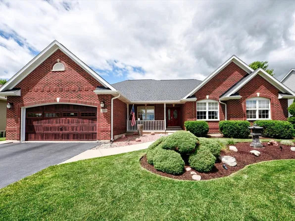 2231 Luther Lowell Ln, Sycamore, IL 60178