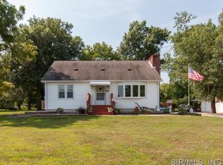 6314 Midway Dr, Moro, IL 62067