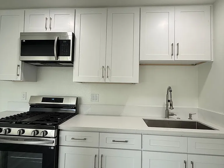 Olivewood Apartments | by Vanguard Property Group — Photo 11
