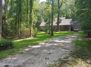 21 Stanley Rd, Beaufort, SC 29906