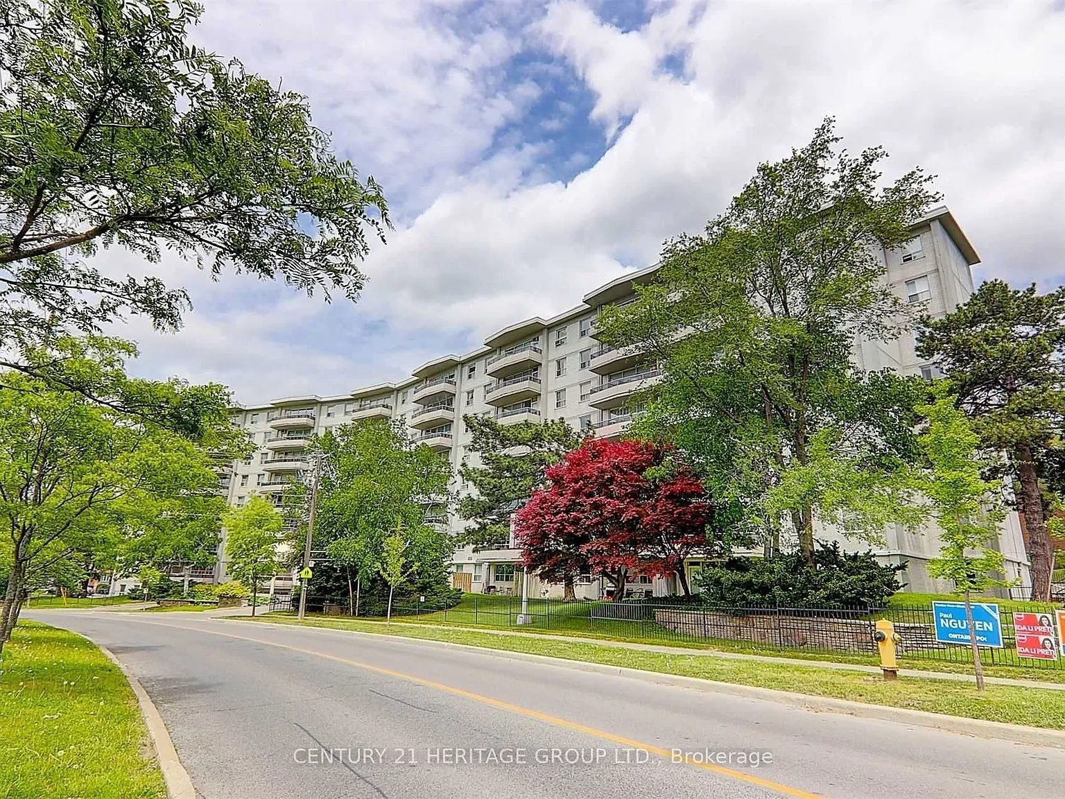 2 bed, $2,700 — Photo 2