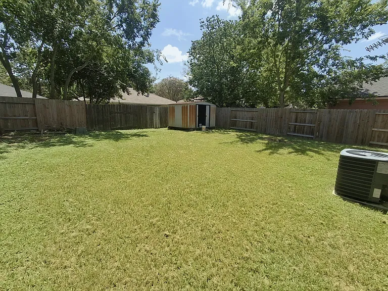 19323 Cypress River Dr — Photo 9