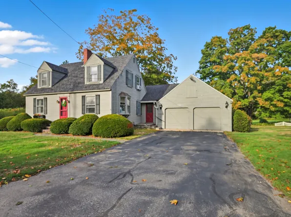 10 Sweet Hill Road, Plaistow, NH 03865-2334