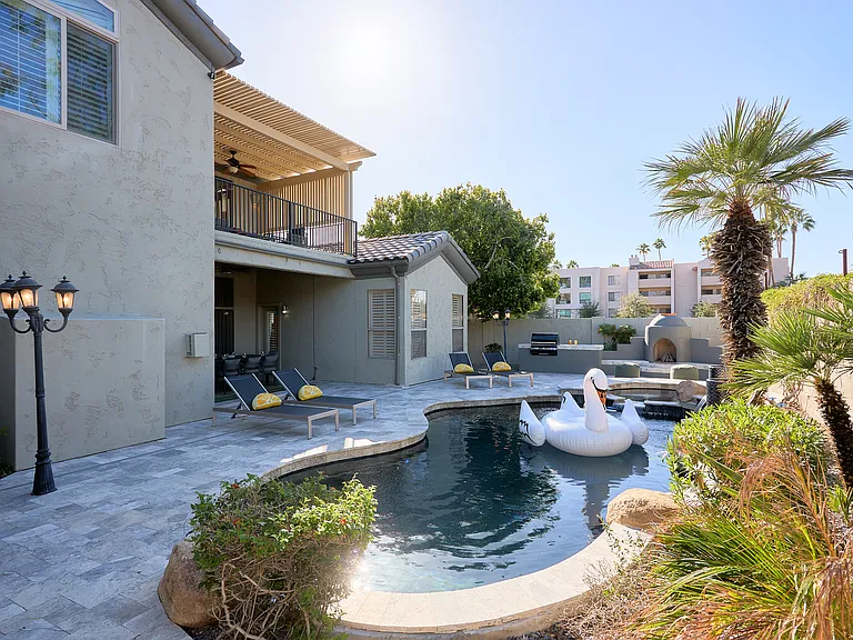 3202 E Orange Dr — Photo 35