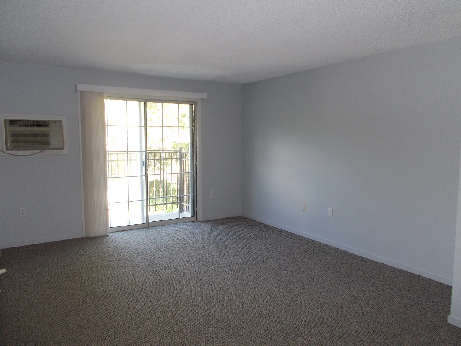 1 bed, 725 sqft, $1,850 — Photo 1