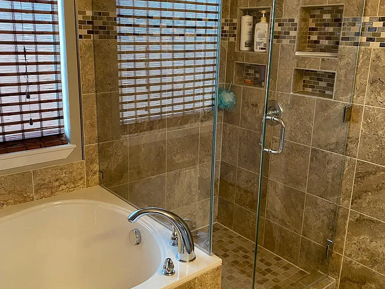 4112 Ellenboro Ln — Photo 17
